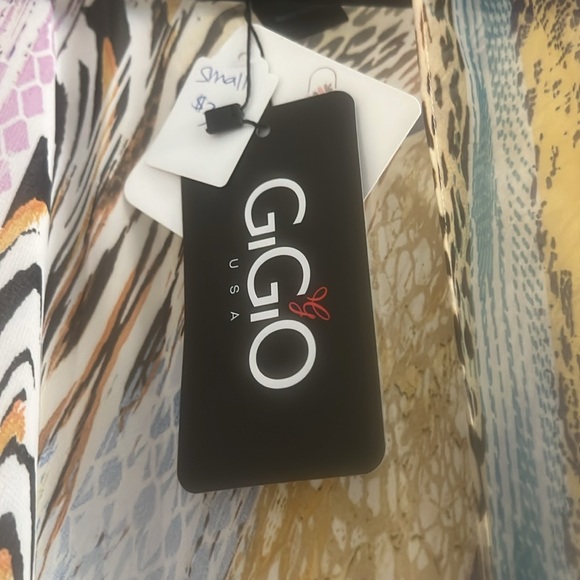 Colorful Patterned Kimono - Picture 3 of 4